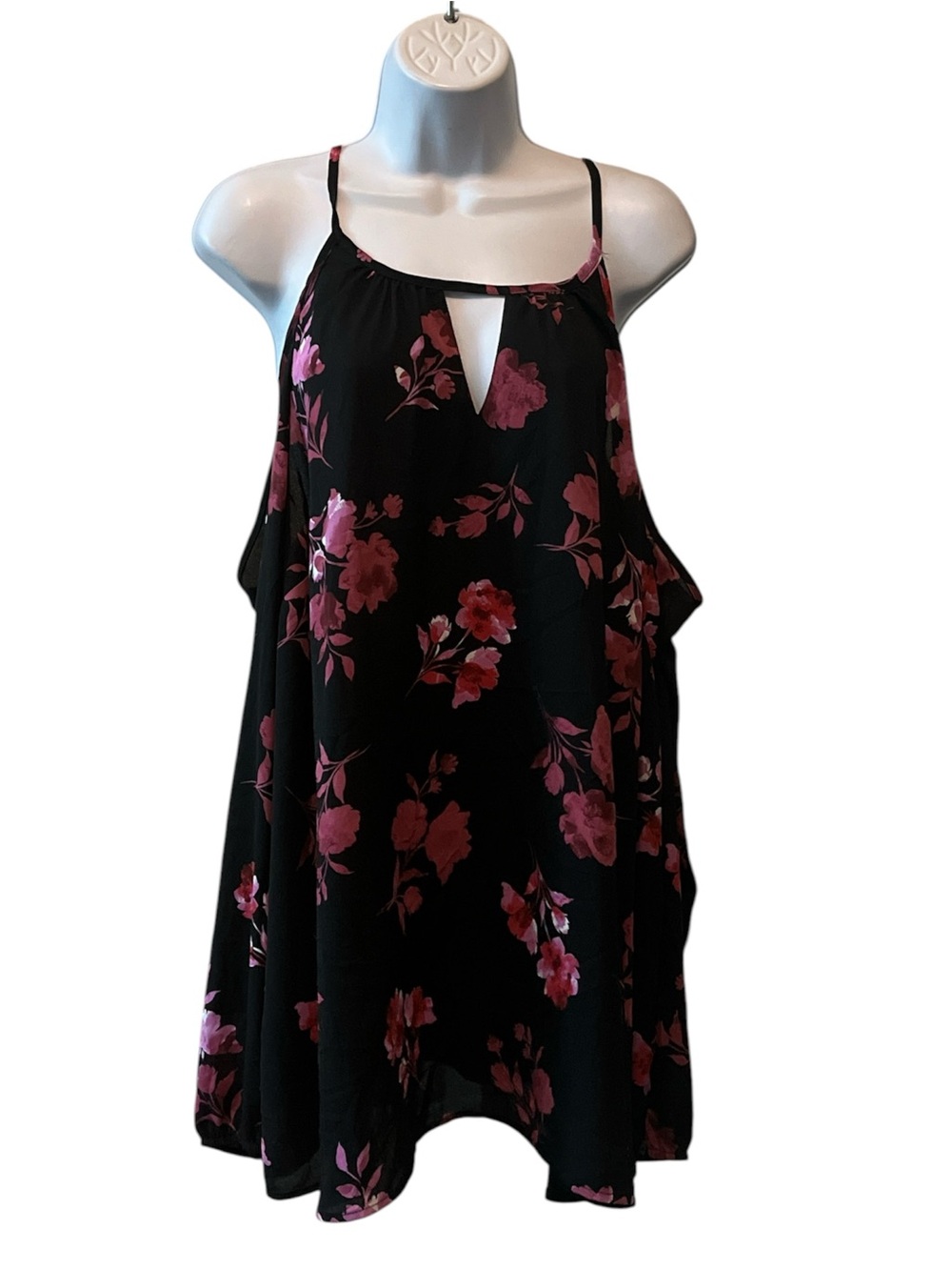 Black Floral Spaghetti Strap Swing blouse with Pink Blooms size 4 or 26W